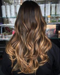 mechas color caramelo 