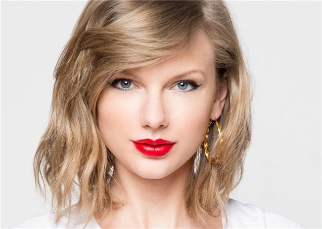 Taylor Swift Mechas Babylight 