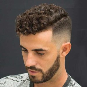 CORTE DE PELO HOMBRE PELO RIZADO