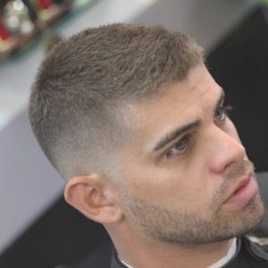 corte de pelo corto chico